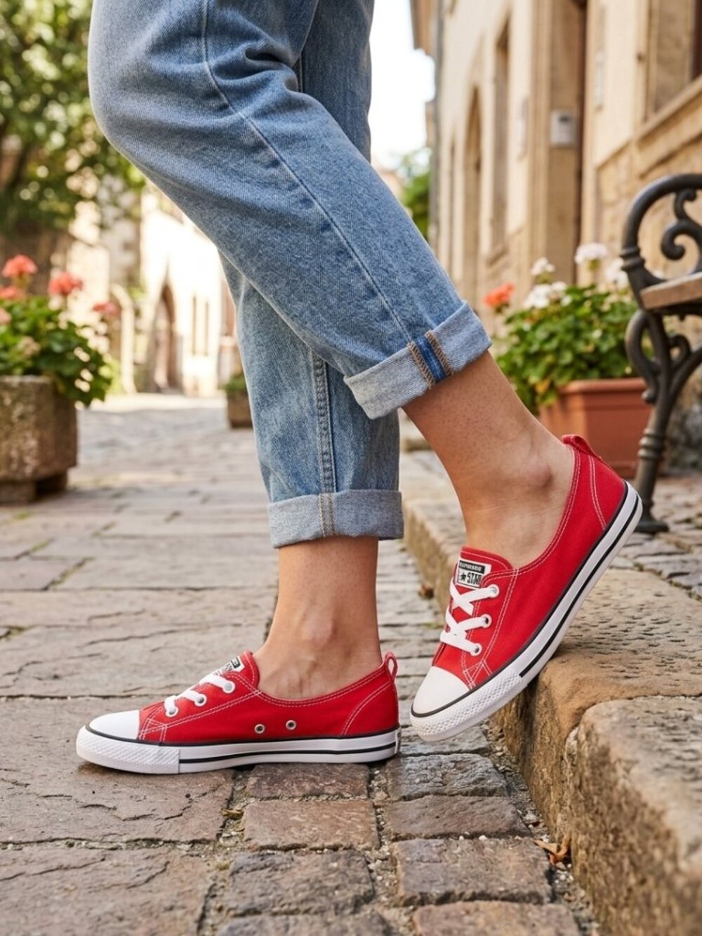 Converse Ballet Lace Chuck Taylor All Star Red Low Top Slip On Sneakers
